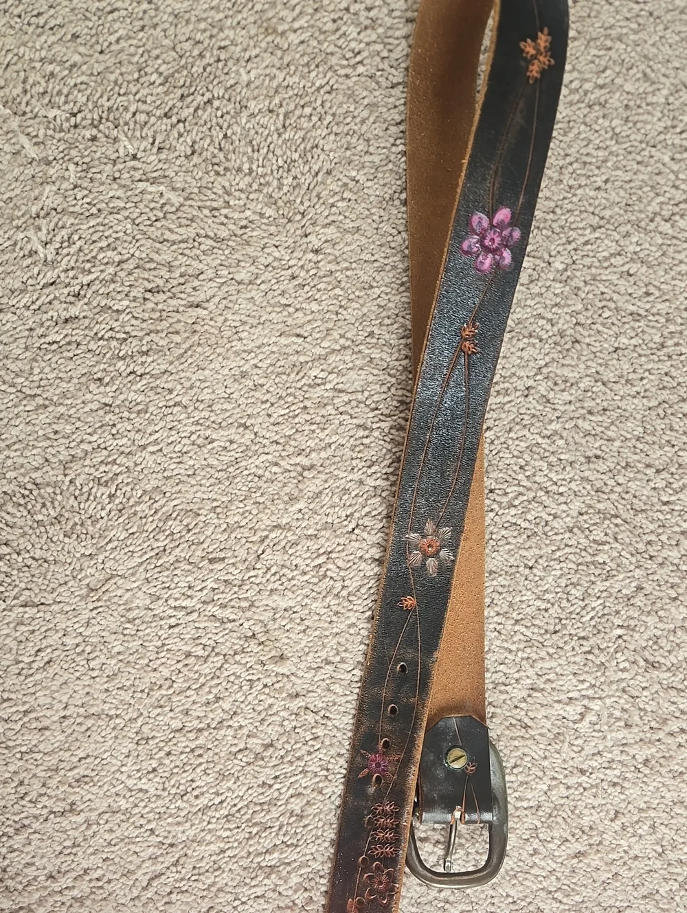Vintage 1970's Women's Brown Leather Floral Embossed Belt with Brass Buckle